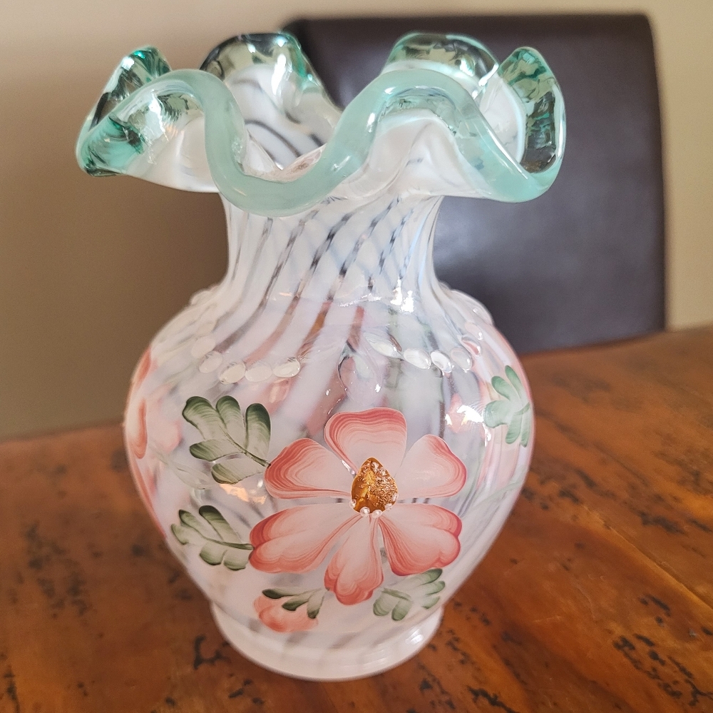 Fenton Vase in the Meadow Beauty Collection Ruffled green trim and pink flowers